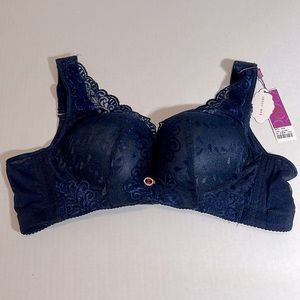 MUSHIQ || Full Coverage Push-Up Lace Bra. Sz. 42/95D